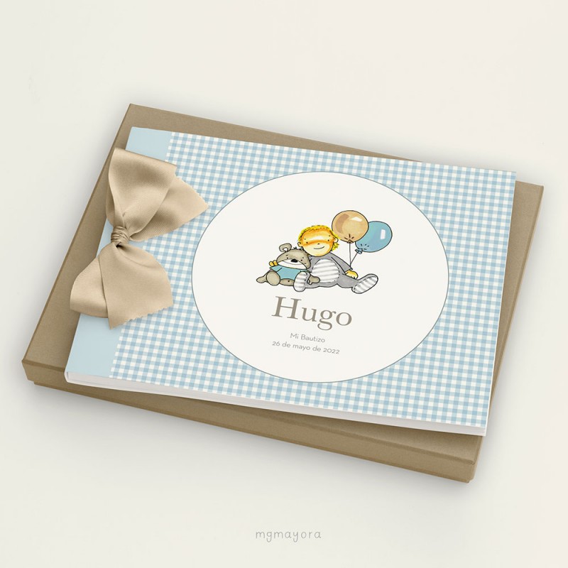 Libro del bebé Niño HUGO